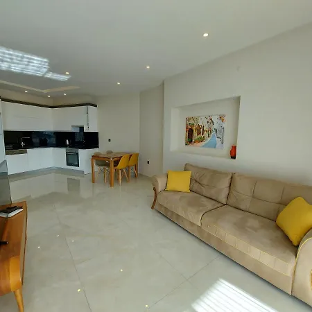 Konak Tower Apartment 27 알란야